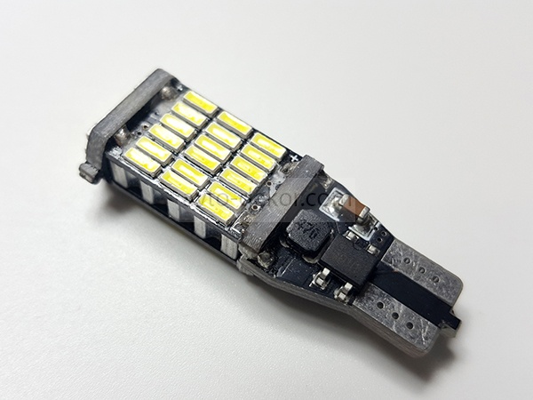 Диод 12v Т15-45(4014) габариты белый (45 SMD (4014) диодов аналог w5w) 18+18+9 в торце, с обманкой, с радиатором (устанавливать только в плафон Заднего хода)  AVTO-DEKOR  11038, фото 1