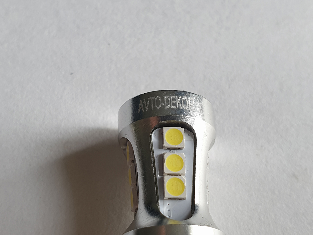 Диод 12v-24v Т15-18(3030) габариты белый (18 SMD (3030) диодов аналог w16w) с обманкой, биполярный (устанавливать только в плафон Заднего хода)  AVTO-DEKOR  11099, фото 1