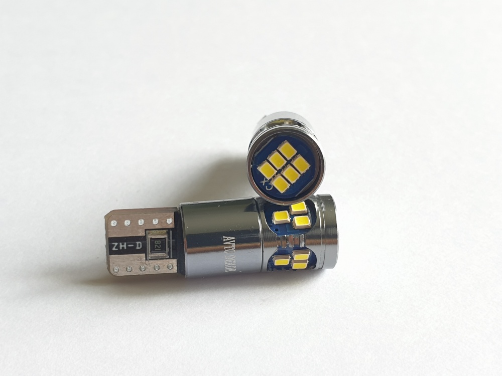 Диод 12-24v Т10-18(2016) canbus с обманкой габариты белый  (18 SMD (2016) диодов аналог w5w)   AVTO-DEKOR   11225, фото 1