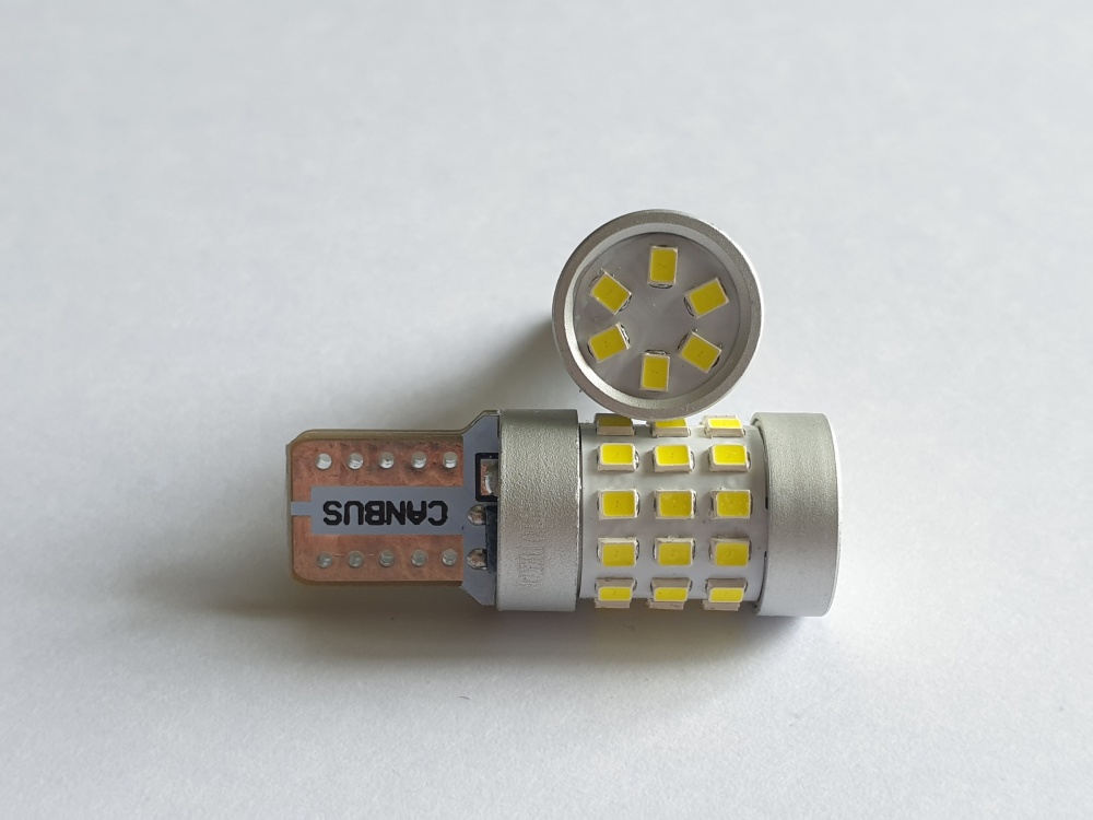 Диод 12-24v Т10-42(2016) canbus с обманкой габариты белый  (42 SMD (2016) диодов аналог w5w)   AVTO-DEKOR   11226, фото 1