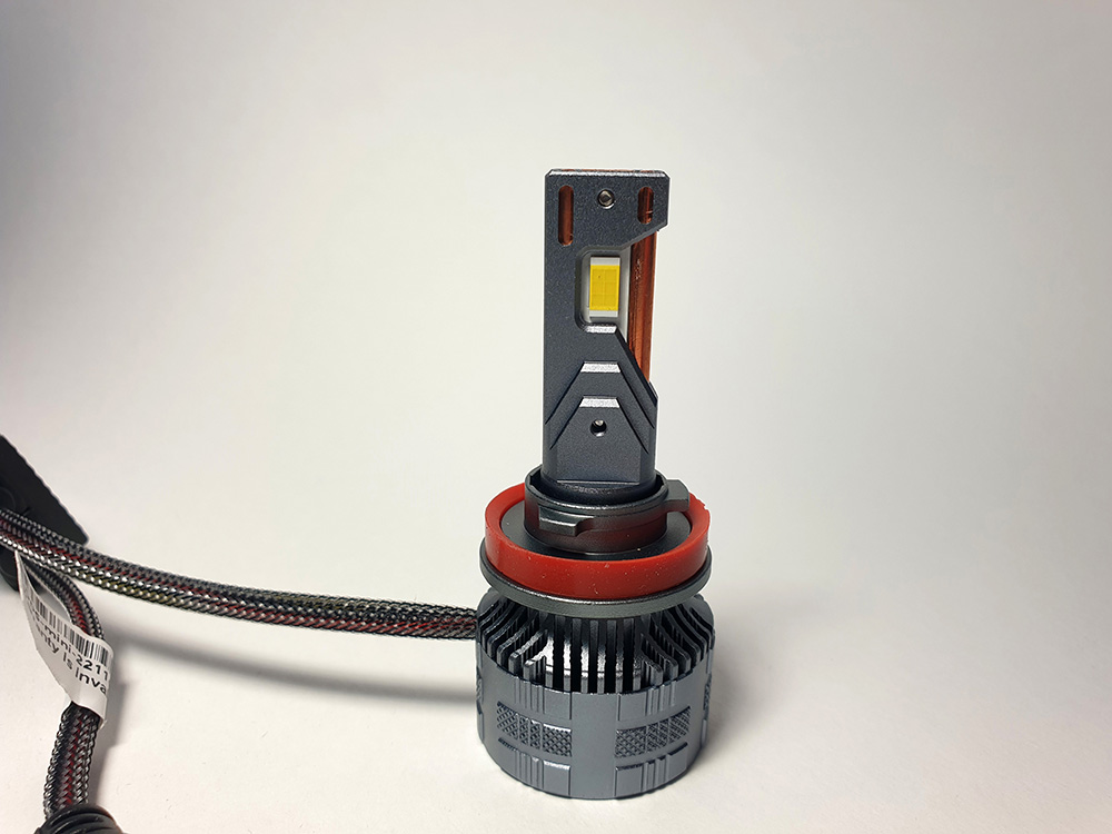 Светодиодные лампы головного света модель V85 H11 6000K, 60w/4250Lm/шт рабочая мощность, с вентилятором (к-т 2шт)  AVTO-DEKOR  13947, фото 4