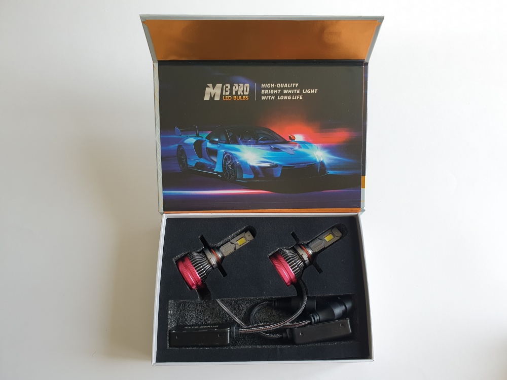 Светодиодные лампы головного света модель M13Pro HB3/9005 6000K, 4960Lm/101w/шт мощность под нагрузкой, с вентилятором (к-т 2шт) AVTO-DEKOR  15103, фото 1