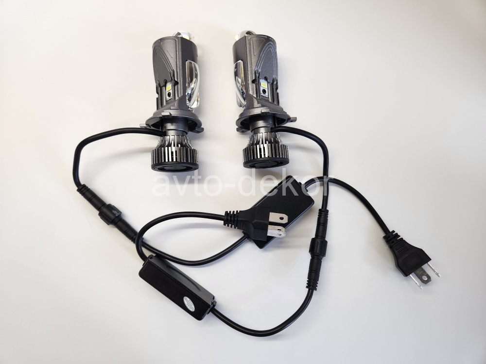 Лампа-линза светодиодная H4 12v 31/43W/шт М01K - H4 (3570-V3+A82-H-V6)  двойная линза, 3 чипа, Ближний/Дальний в отражатель+3 квадратных диода (2шт. к-т) AVTO-DEKOR   17530, фото 1