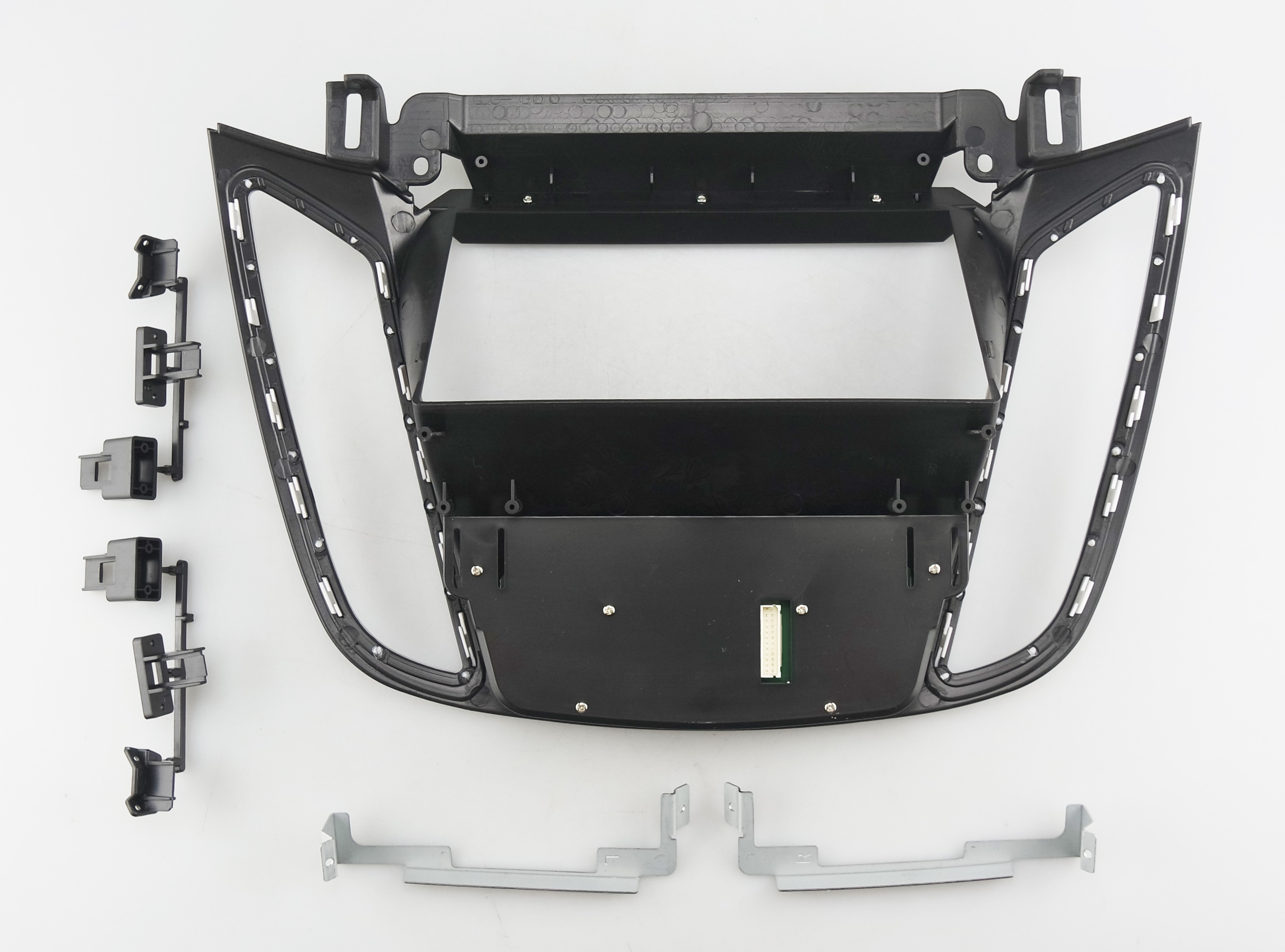 9-inch Рамка FORD C-Max 2010-2019/ Kuga 2013-2019/ Escape 2012-2019  с заводским дисплеем и навигацией  ЧЕРНАЯ  221995, фото 2