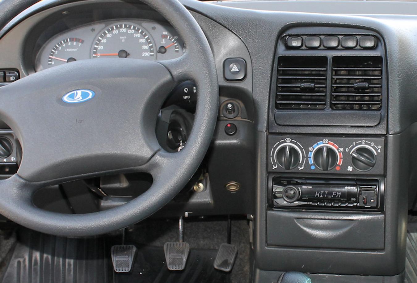 9-inch Рамка LADA (2110), (2111), (2112) 2006-2014 (with EUROPANEL)  ЧЕРНАЯ  222222, фото 3