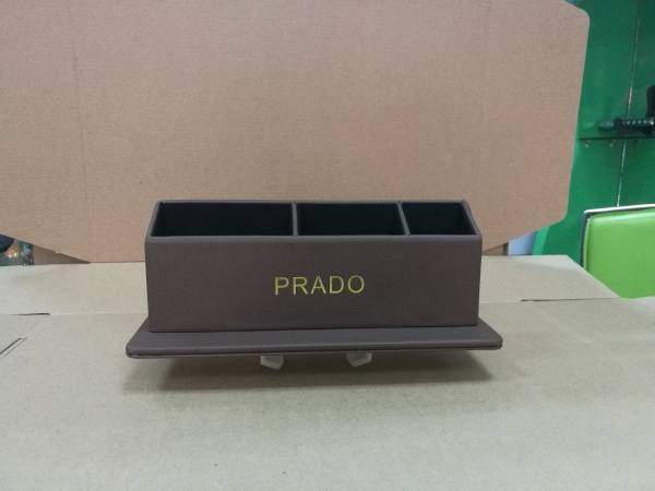 Подставка под телефон,сигареты и прочее коричневая  PRADO FJ150  2687, фото 1