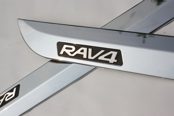 Молдинги на двери RAV4 2014- хромированный пластик комплект 4 шт  3901, фото 25