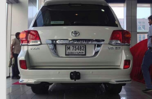 Накладки на передний и задний бампер LAND CRUISER 200 черный   7966, фото 1